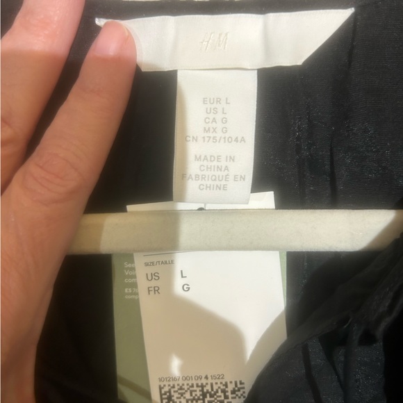 NWT!!  H&M Flounce Flounce Black Large L Sheer - Picture 5 of 8